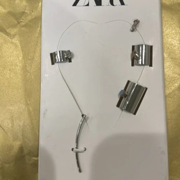 Zara New Woman Ss24 Silver Pack Of Rhinestone Ear Cuff Earrings ✨✨⭐️🔥🔥 - Picture 2 of 2